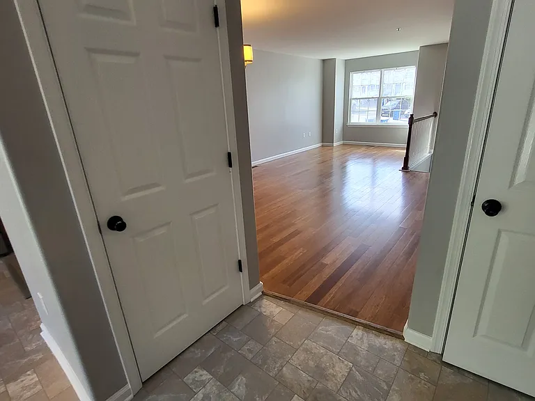 114 Vince Dr — Photo 21
