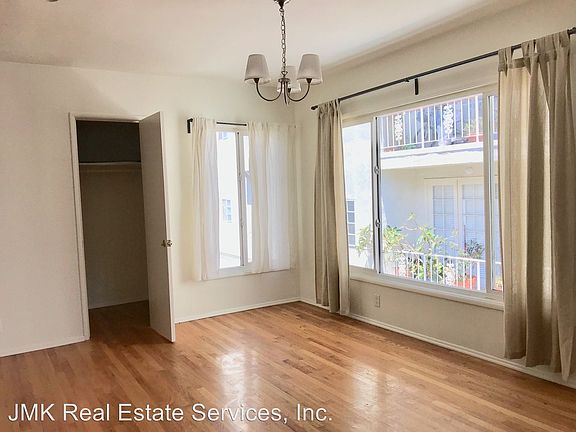 2nd image of 1220 S Shenandoah St APT 2