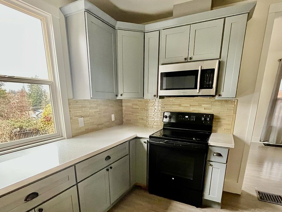 1st image of 3822 S 19th St