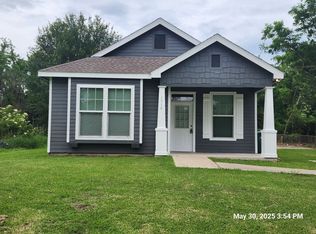 1510 W Curtis Ave, Orange, TX 77630