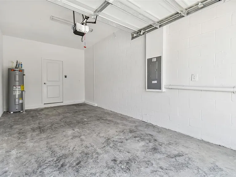 36406 Well Hill Way — Photo 33