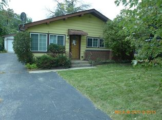 33704 N Oakland Dr, Grayslake, IL 60030