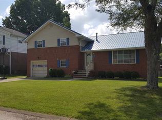 581 Fairwood Rd, Huntington, WV 25705
