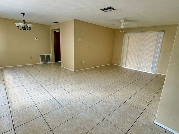 2nd image of 7124 Isle Dr