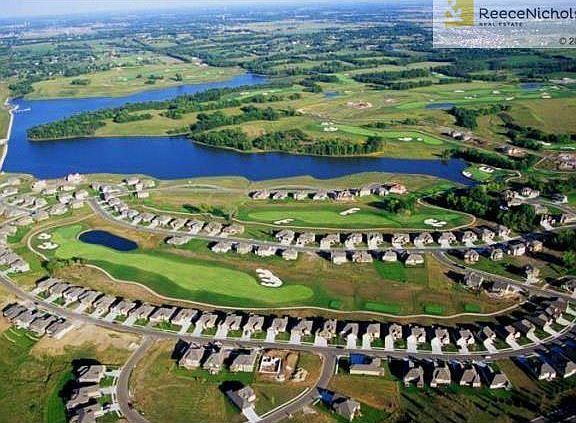 Creekmoor Offers: 108 Acre Lake ; Golf ; Hiking & Biking Trails ; Swimming Pool walk-in zero entry; Tennis Courts