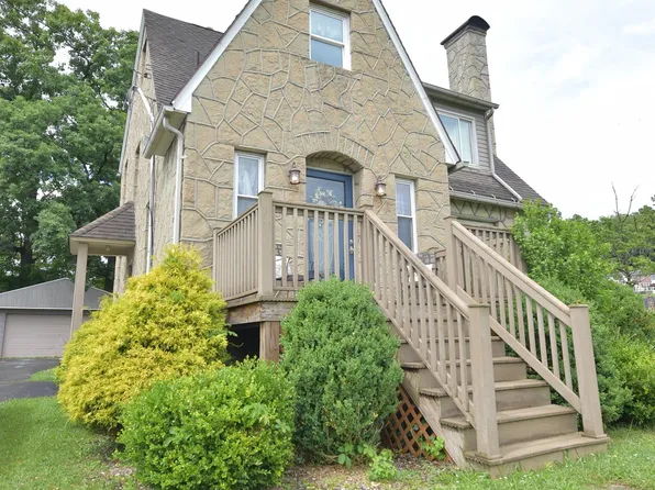 1403 Beech Ln, Fairmont, WV 26554