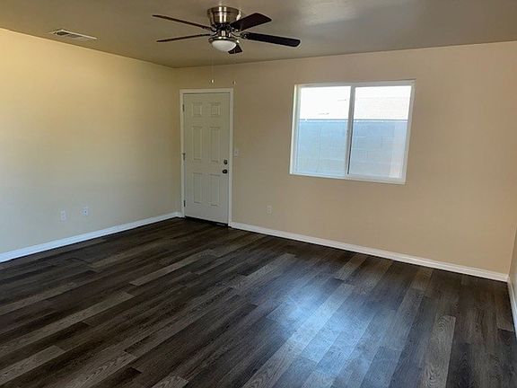 2nd image of 221-223 Mariposa Ave