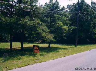 New Hampshire Ave, Queensbury, NY 12804