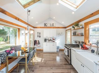 136 Forest Ave, Verona, NJ 07044