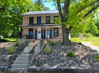 622 E Main St, Ephrata, PA 17522