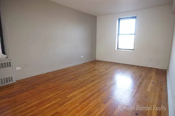 Rented by Norman Raindel, LREB | media 15