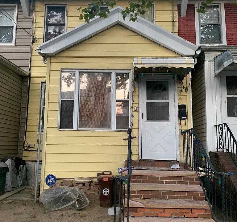 1st image of 90-03 80th St