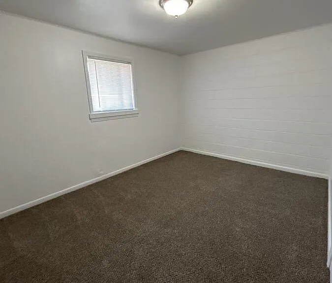 72 Harvey Pl — Photo 12