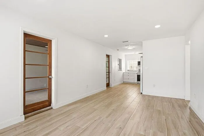 4325 S Coolidge Ave — Photo 6