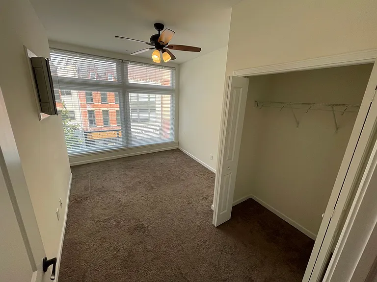 99 Pine Street — Photo 9