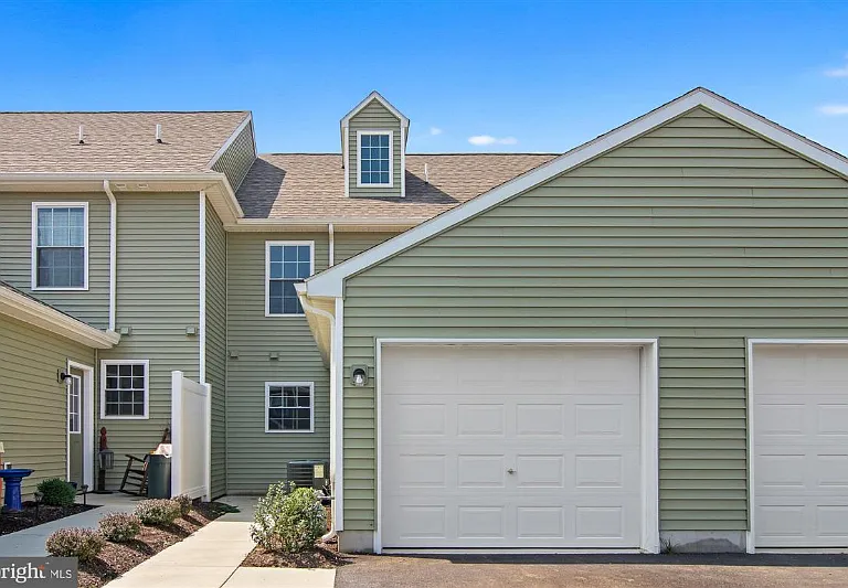 706 Farmwood Ln #1 — Photo 7