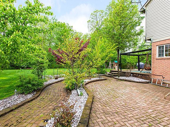 3rd image of 40676 Deer Creek Ct #27