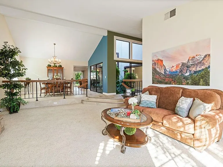 4739 Coronado Ln — Photo 10