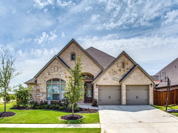 1312 Bluestem Dr, Aubrey, TX 76227