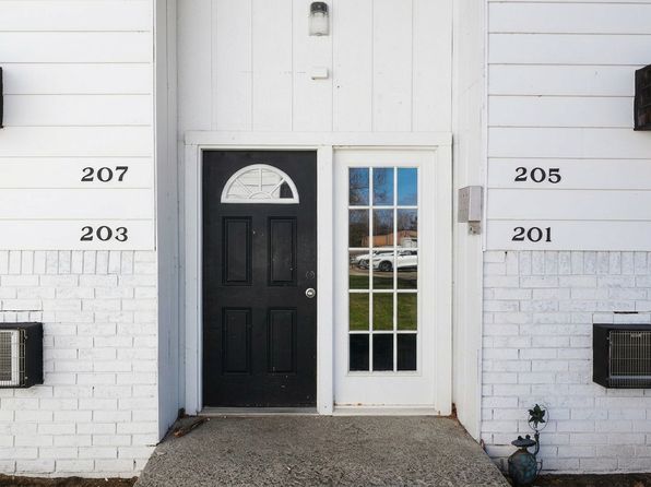 204 Rosette St #3