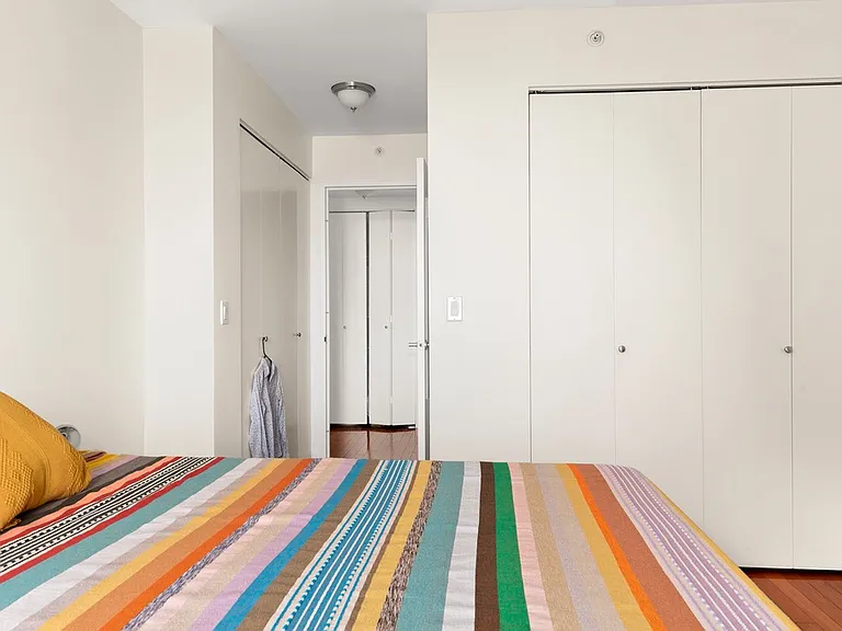 455 Main St #12F — Photo 6
