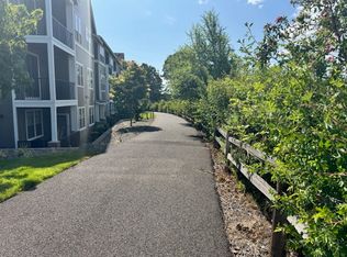 16401 NW Chadwick Way Unit 106, Portland, OR 97229