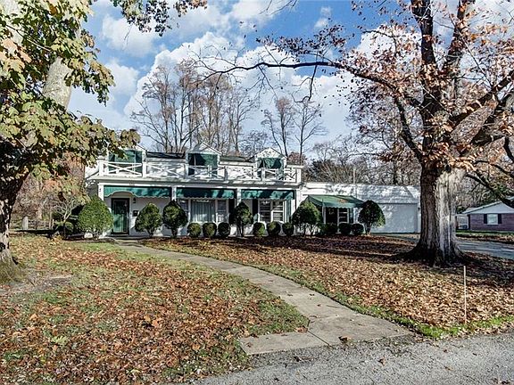 3rd image of 629 Orchard Dr