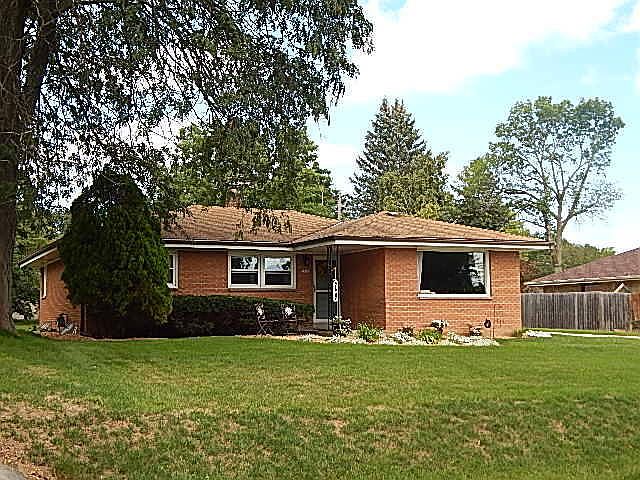 1st image of 5838 W Ester Pl
