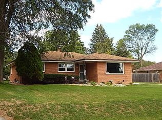 5838 W Ester Pl, Brown Deer, WI 53223