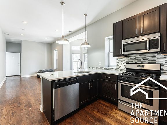 2nd image of 2121 N Campbell Ave #1F