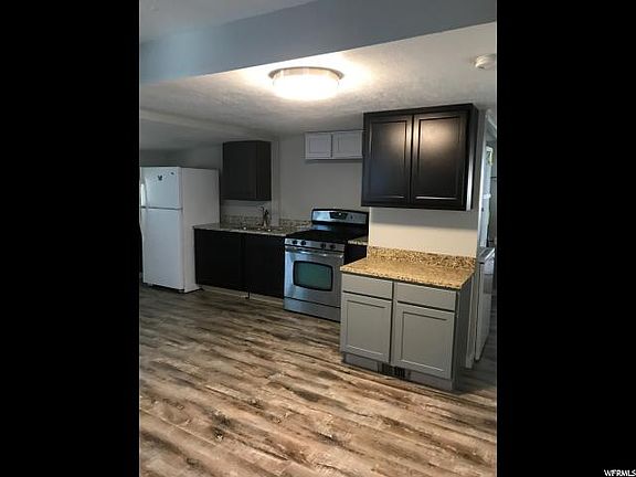 4th image of 3052 S Constitution Dr