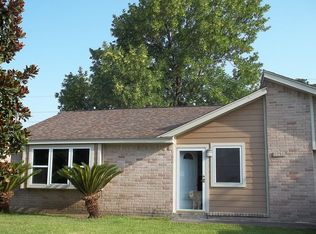10630 Thorncliff Dr, Humble, TX 77396