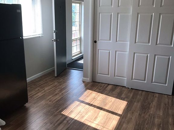 2nd image of 9037 Gravois View Ct APT D