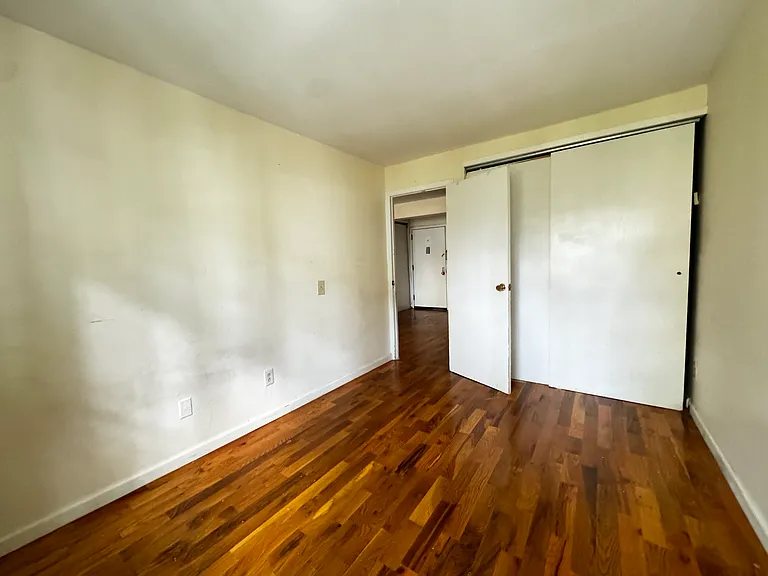 37 Odell Ave #3A — Photo 6