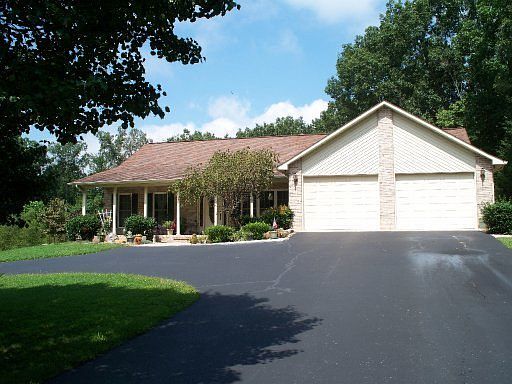 1st image of 55 Spear Cir