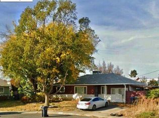 194 E Colorado St, Fairfield, CA 94533