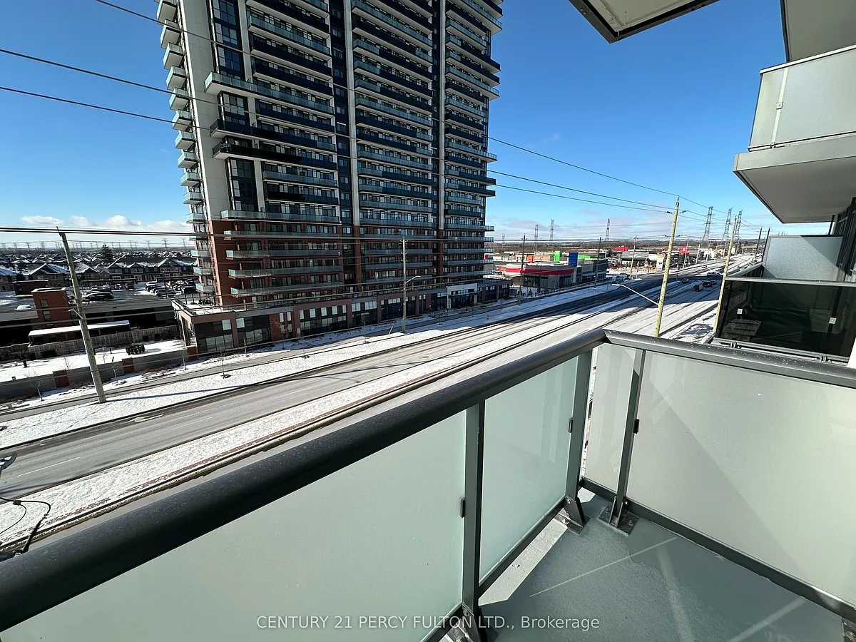 Building Photo - 2545 Simcoe St N #513