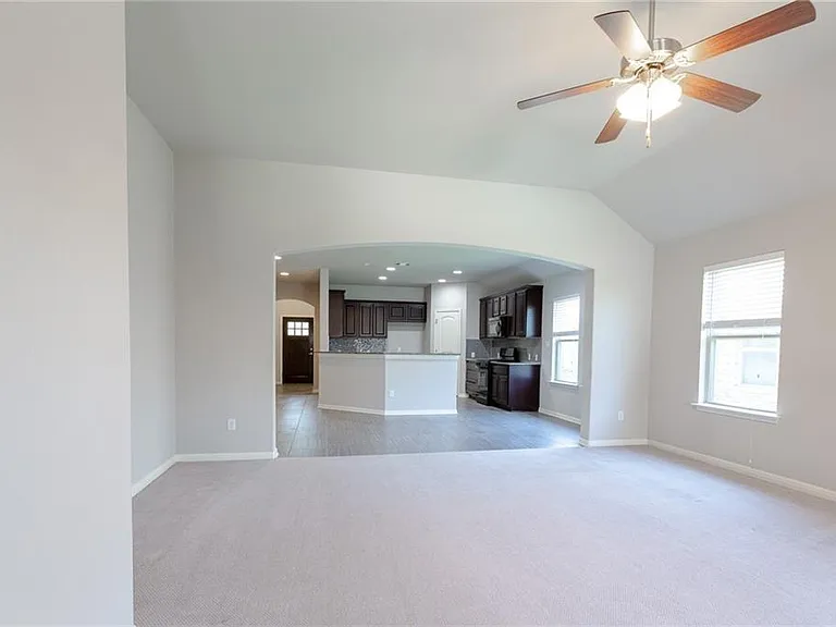 8238 Arezzo Dr — Photo 21