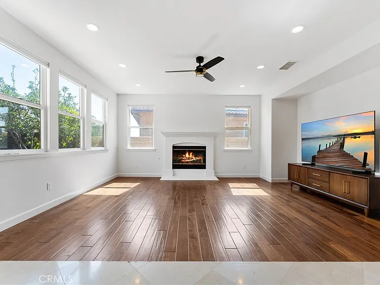 4116 Dakota Dr — Photo 10