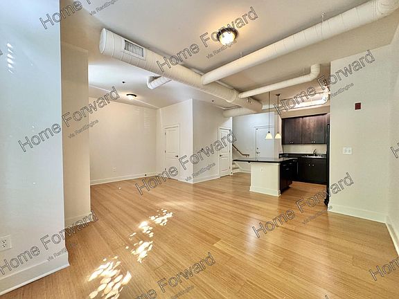 5th image of 220 Cedar St APT 109
