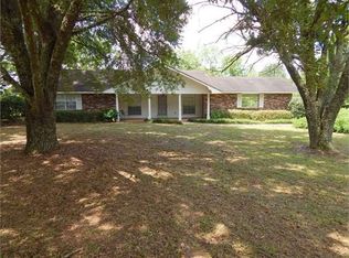 51 Edgar Holmes Rd, Tylertown, MS 39667