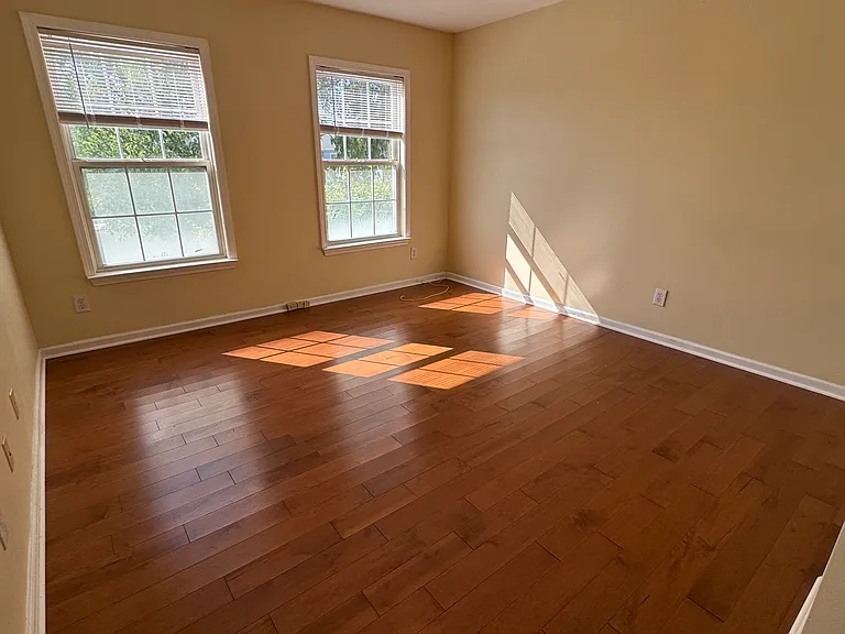 7 Daisy Ln — Photo 3