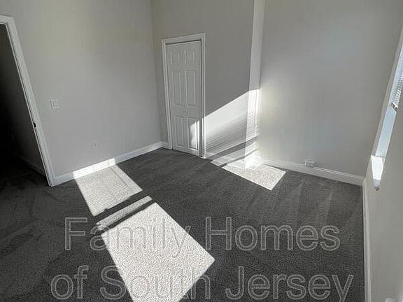 4th image of 3205 Latona St