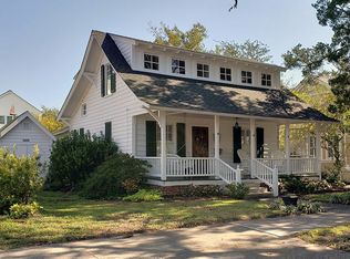 703 Ann St, Beaufort, NC 28516