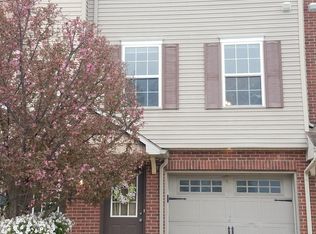 2134 Knotty Pine Trl, Howell, MI 48855