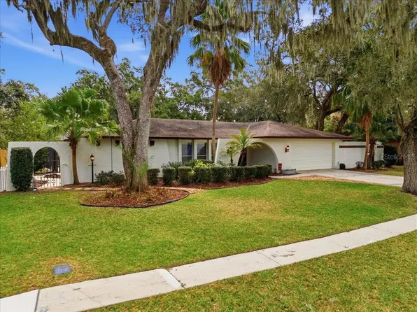 6320 Oak Ct, Lakeland, FL 33813