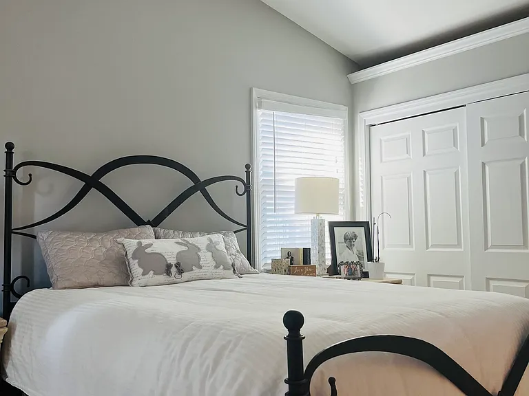 10356 Conway Rd — Photo 11