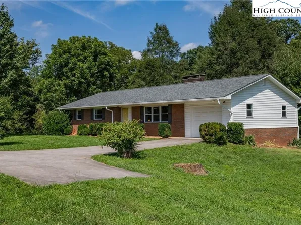 904 N NC Highway 16 Highway, Wilkesboro, NC 28697