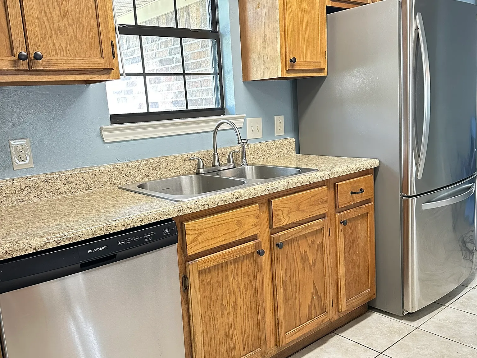 3 bed, 1141 sqft, $1,400 — Photo 3