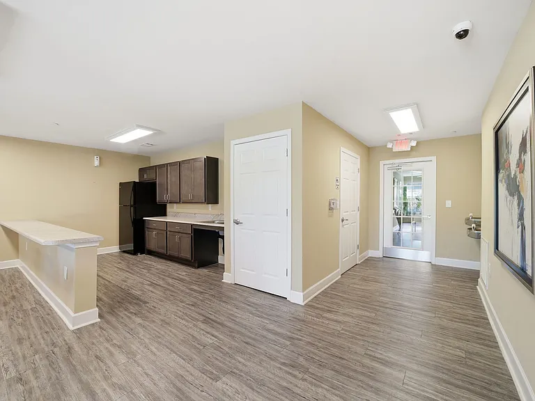 Crescent Villas — Photo 16